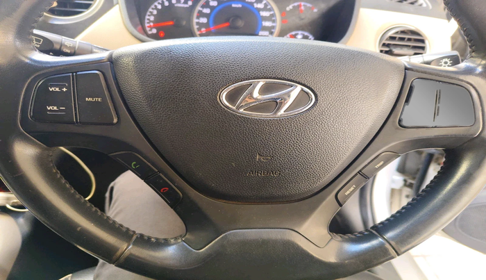 2016 Hyundai Grand i10 ASTA (O) AT 1.2 KAPPA VTVT, Petrol, Automatic, 68,427 km, interior