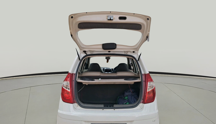 2014 Hyundai i10 MAGNA 1.1, Petrol, Manual, 91,490 km, exterior