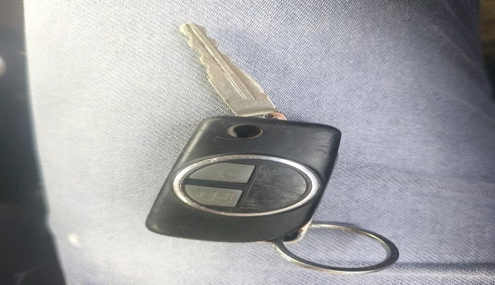 2014 Maruti Wagon R 1.0 VXI, Petrol, Manual, 2,02,512 km, interior