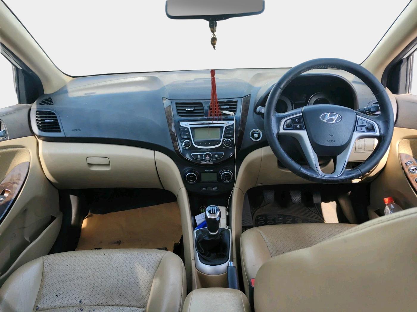 2013 Hyundai Verna FLUIDIC 1.6 CRDI SX OPT, Diesel, Manual, 1,49,062 km, interior