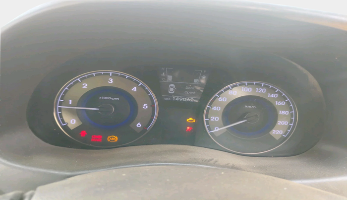 2013 Hyundai Verna FLUIDIC 1.6 CRDI SX OPT, Diesel, Manual, 1,49,062 km, interior