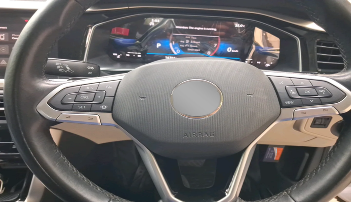 2022 Volkswagen VIRTUS TOPLINE TSI 1.0 AT, Petrol, Automatic, 17,761 km, interior