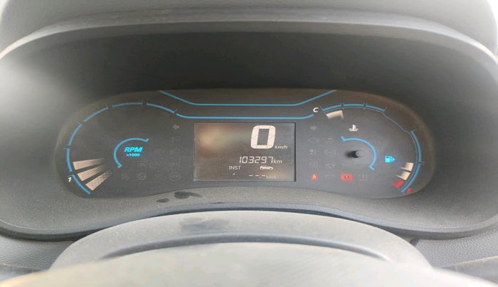 2021 Renault Kwid RXT 1.0 (O), Petrol, Manual, 1,03,297 km, interior