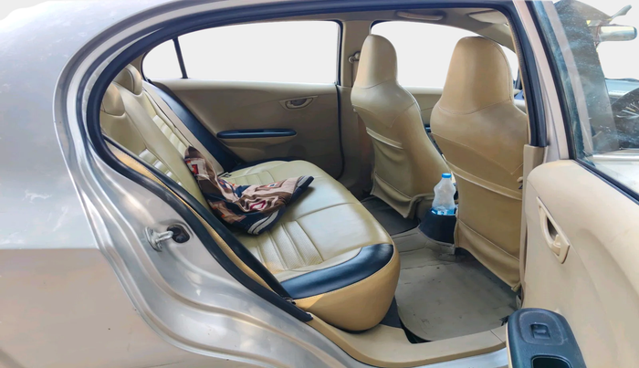 2014 Honda Amaze 1.5L I-DTEC E, Diesel, Manual, 1,16,177 km, interior