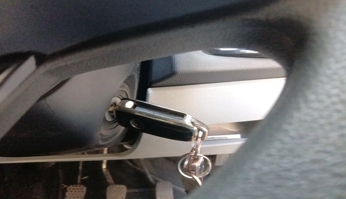 2023 Tata Tiago XT PETROL, Petrol, Manual, 15,325 km, interior