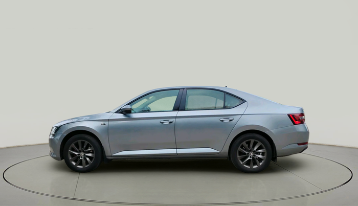 2016 Skoda Superb L&K 2.0 TDI AT, Diesel, Automatic, 92,140 km, exterior