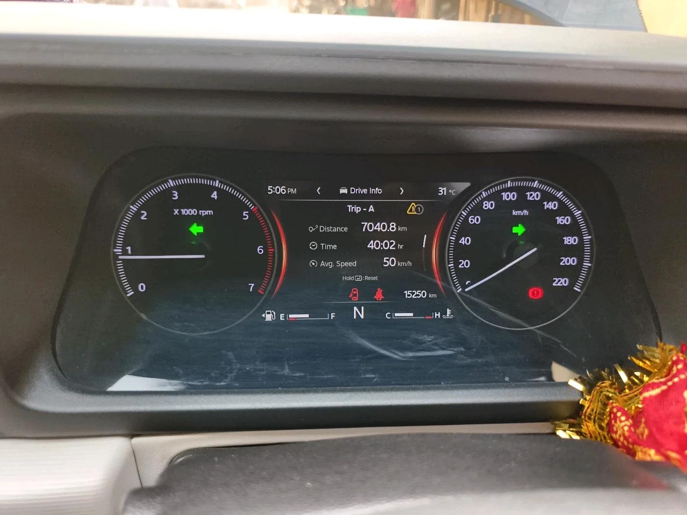 2025 Mahindra XUV700 MX Diesel MT 7 STR, Diesel, Manual, 15,250 km, interior