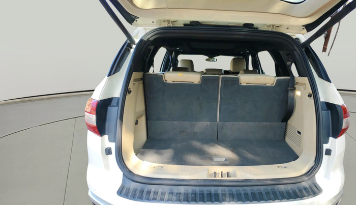 2018 Ford Endeavour TITANIUM 3.2 4X4 AT, Diesel, Automatic, 97,352 km, exterior