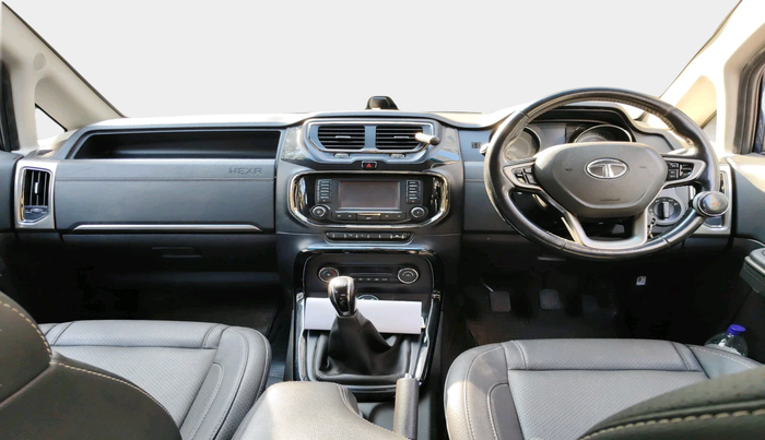 2018 Tata Hexa XT 4X2 7 STR, Diesel, Manual, 96,181 km, interior