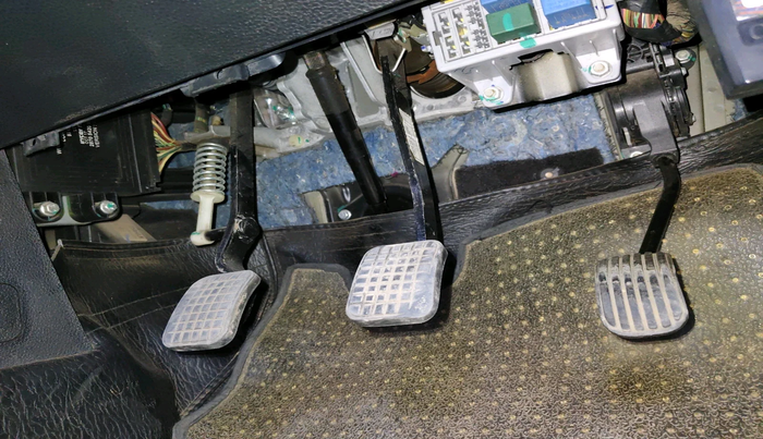 2018 Tata Hexa XT 4X2 7 STR, Diesel, Manual, 96,181 km, interior