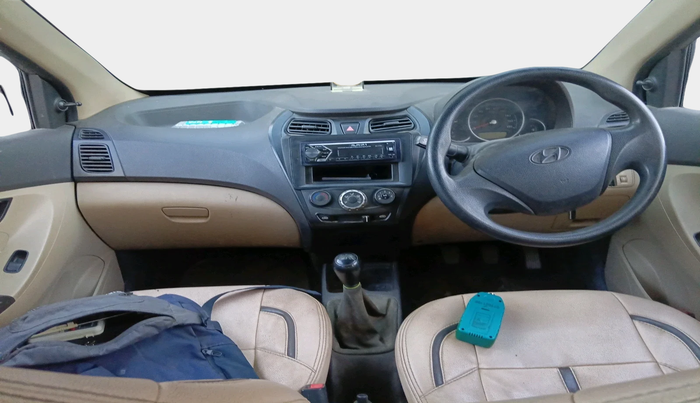 2014 Hyundai Eon MAGNA +, CNG, Manual, 1,17,027 km, interior