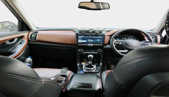 2022 Hyundai ALCAZAR PLATINUM 1.5 MT 7STR, Diesel, Manual, 1,95,725 km, interior