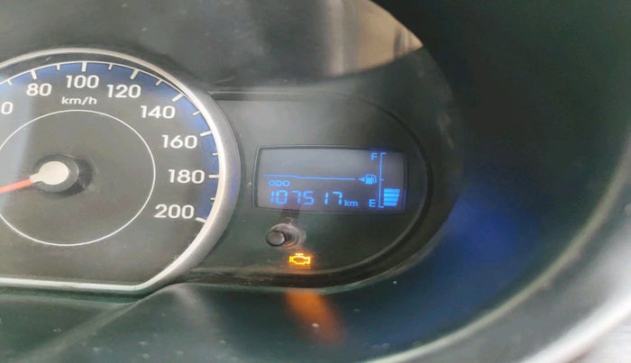 2015 Hyundai i10 MAGNA 1.1, Petrol, Manual, 1,07,517 km, interior