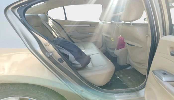 2011 Honda City 1.5L I-VTEC V MT, Petrol, Manual, 1,09,023 km, interior