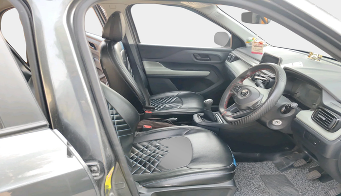 2024 Tata PUNCH ADVENTURE RHYTHM CNG MT, Petrol, Manual, 19,840 km, interior