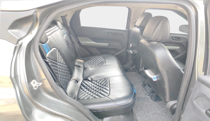 2024 Tata PUNCH ADVENTURE RHYTHM CNG MT, Petrol, Manual, 19,840 km, interior