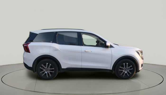 2025 Mahindra XUV700 AX7 Luxury Pack Diesel MT 7 STR, Diesel, Manual, 10,628 km, exterior