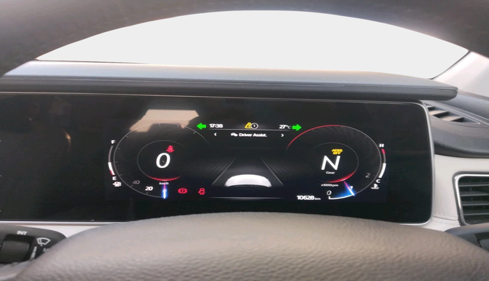 2025 Mahindra XUV700 AX7 Luxury Pack Diesel MT 7 STR, Diesel, Manual, 10,628 km, interior