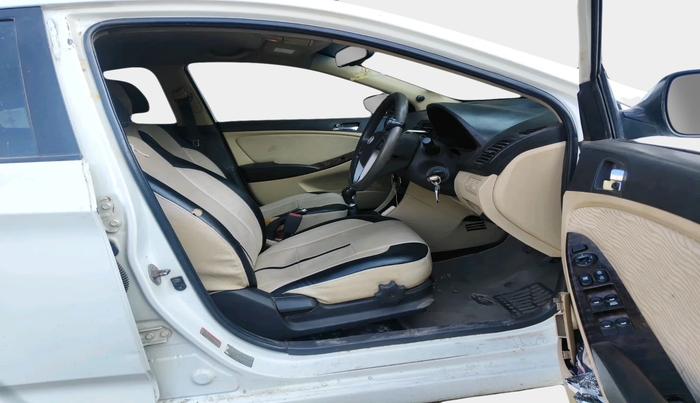 2012 Hyundai Verna FLUIDIC 1.6 CRDI SX, Diesel, Manual, 1,47,238 km, interior