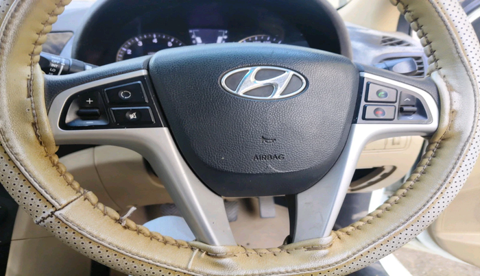 2011 Hyundai Verna FLUIDIC 1.6 VTVT EX, Petrol, Manual, 84,839 km, interior