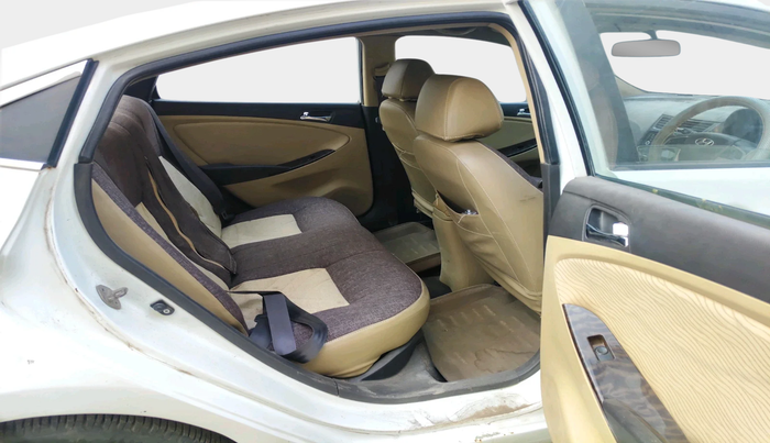 2011 Hyundai Verna FLUIDIC 1.6 VTVT EX, Petrol, Manual, 84,839 km, interior