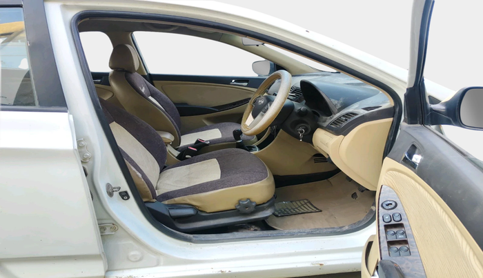 2011 Hyundai Verna FLUIDIC 1.6 VTVT EX, Petrol, Manual, 84,839 km, interior