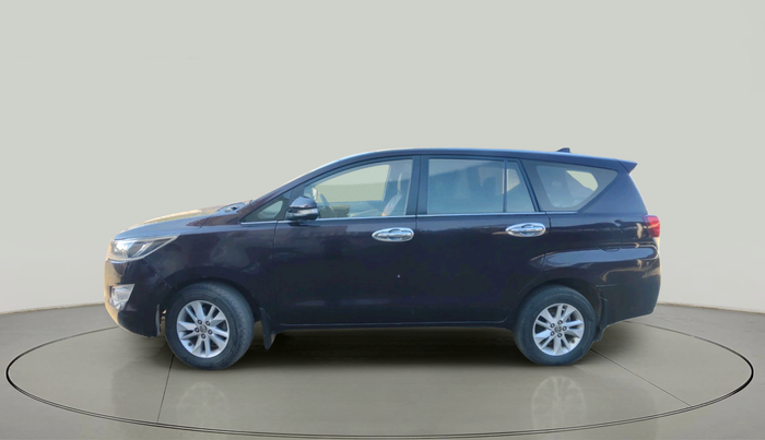 2017 Toyota Innova Crysta 2.4 VX 7 STR, Diesel, Manual, 1,55,901 km, exterior