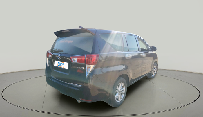 2017 Toyota Innova Crysta 2.4 VX 7 STR, Diesel, Manual, 1,55,901 km, exterior