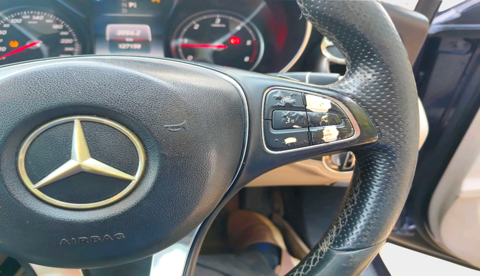 2015 Mercedes Benz C Class C 220 CDI AVANTGARDE, Diesel, Automatic, 1,27,158 km, interior