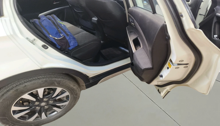 2018 Maruti S Cross ZETA 1.3, Diesel, Manual, 1,37,333 km, interior