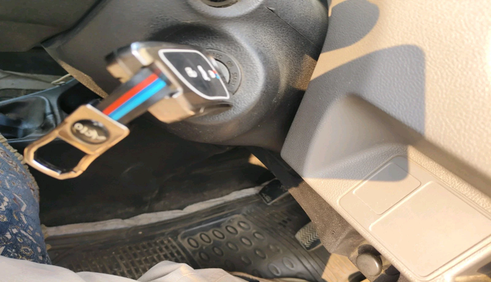 2011 Toyota Etios G, Petrol, Manual, 1,65,582 km, interior