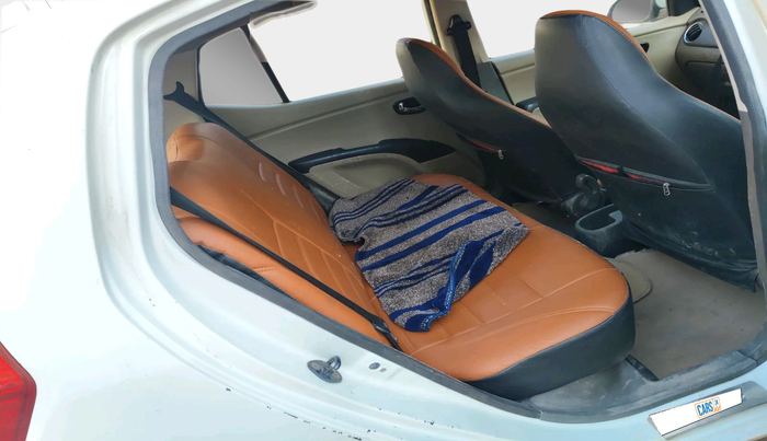 2011 Hyundai i10 MAGNA 1.2, Petrol, Manual, 1,49,405 km, interior