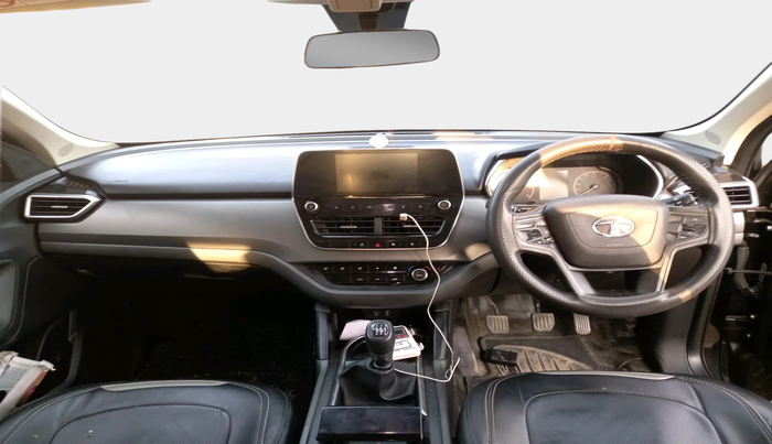 2021 Tata Harrier XT 2.0L KRYOTEC DARK EDITION, Diesel, Manual, 81,474 km, interior