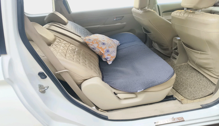 2021 Maruti Ertiga ZXI SHVS, CNG, Manual, 1,07,794 km, interior