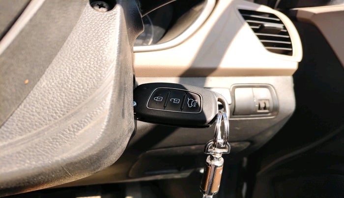 2018 Hyundai Elite i20 ASTA 1.2, CNG, Manual, 74,514 km, interior