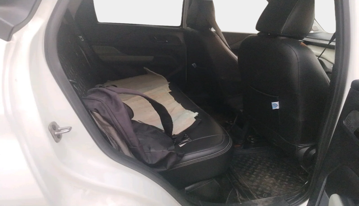 2024 Tata PUNCH ADVENTURE MT CNG , Petrol, Manual, 8,829 km, interior