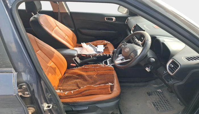 2022 Hyundai VENUE S+ 1.2, Petrol, Manual, 87,005 km, interior