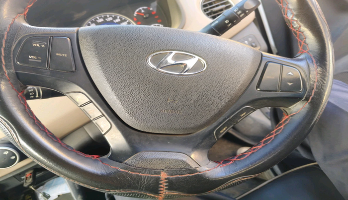 2018 Hyundai Grand i10 SPORTZ 1.2 KAPPA VTVT, Petrol, Manual, 1,06,672 km, interior
