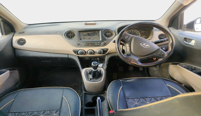 2018 Hyundai Grand i10 SPORTZ 1.2 KAPPA VTVT, Petrol, Manual, 1,06,672 km, interior