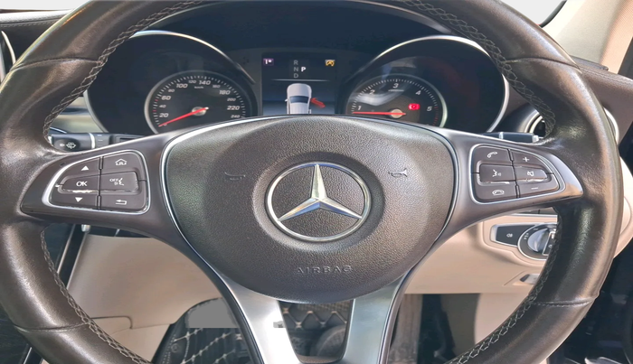 2019 Mercedes Benz GLC CLASS 220 D 4 MATIC, Diesel, Automatic, 65,461 km, interior