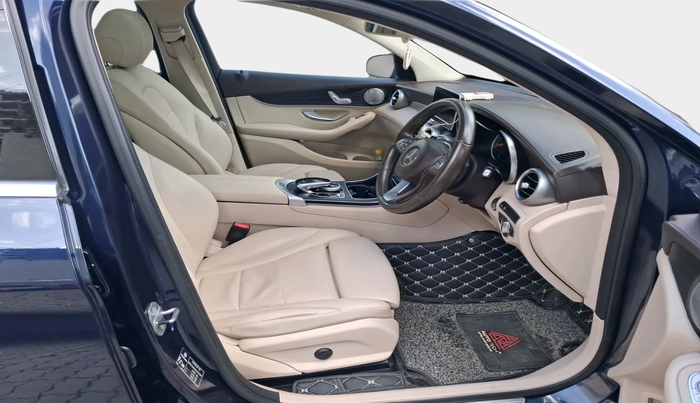 2019 Mercedes Benz GLC CLASS 220 D 4 MATIC, Diesel, Automatic, 65,461 km, interior