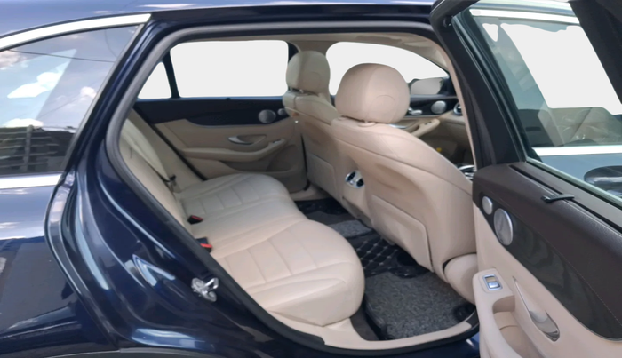 2019 Mercedes Benz GLC CLASS 220 D 4 MATIC, Diesel, Automatic, 65,461 km, interior