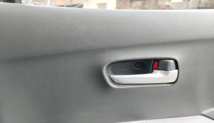 2012 Maruti Wagon R 1.0 LXI, Petrol, Manual, 27,014 km, interior