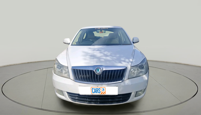 2013 Skoda Laura AMBIENTE 1.9 TDI AT, Diesel, Automatic, 1,74,580 km, exterior