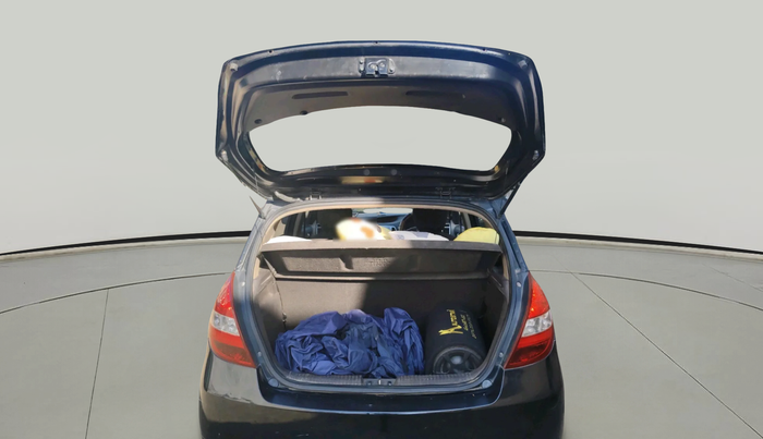 2011 Hyundai i20 MAGNA 1.2, Petrol, Manual, 47,745 km, exterior