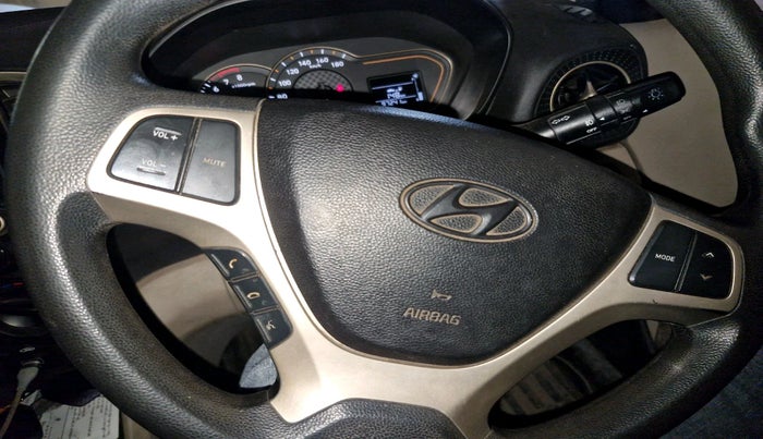 2018 Hyundai NEW SANTRO SPORTZ MT, Petrol, Manual, 97,241 km, interior