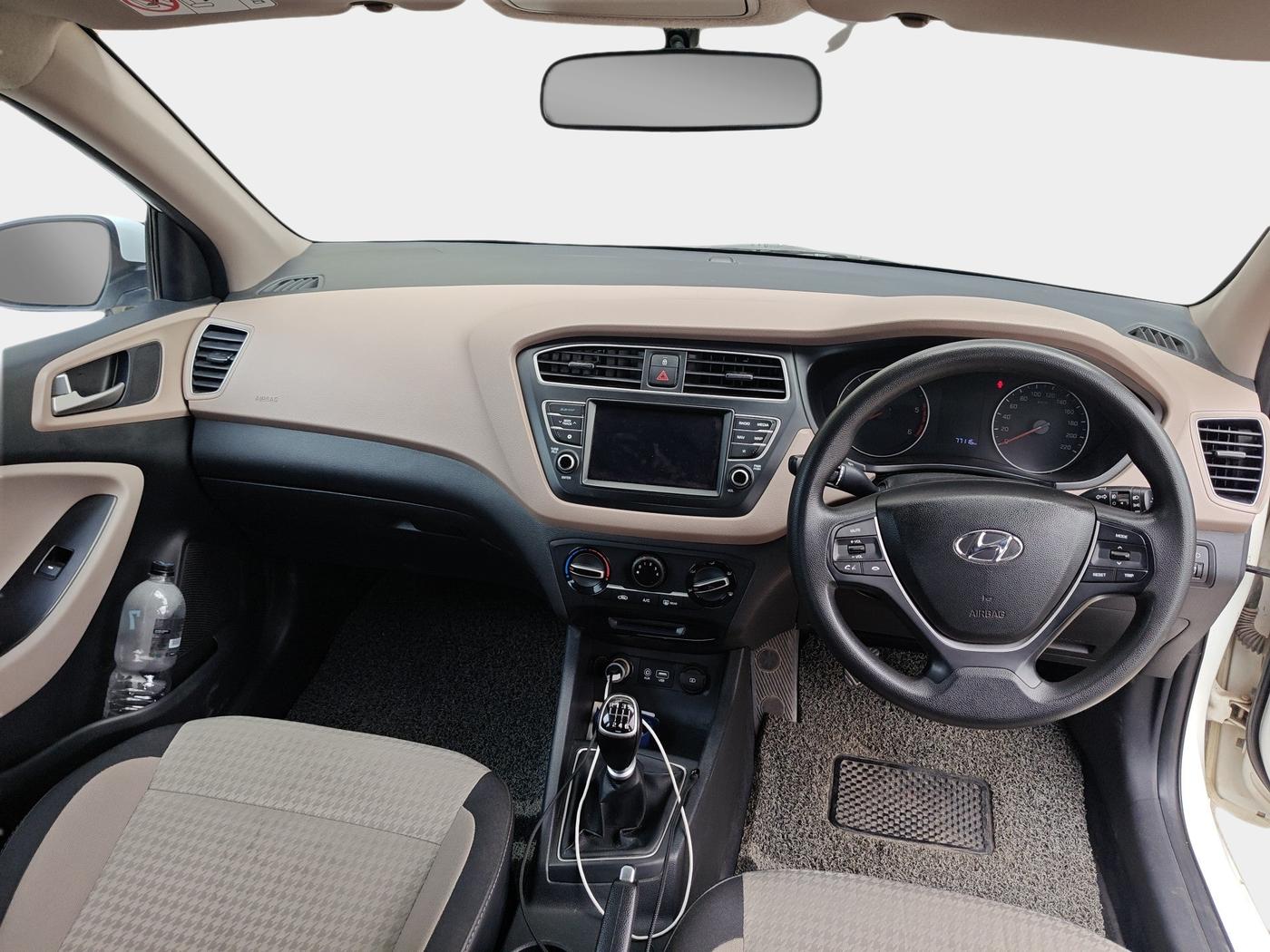 2020 Hyundai Elite i20 SPORTZ PLUS 1.4 CRDI, Diesel, Manual, 77,200 km, interior