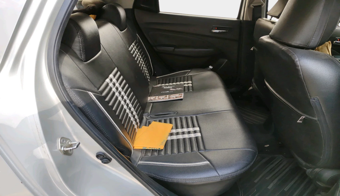 2018 Maruti Swift VXI AMT, Petrol, Automatic, 1,15,079 km, interior