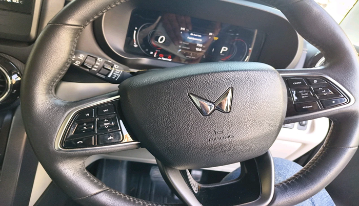 2024 Mahindra Thar Roxx AX7 L Diesel AT 4WD, Diesel, Automatic, 42,510 km, interior