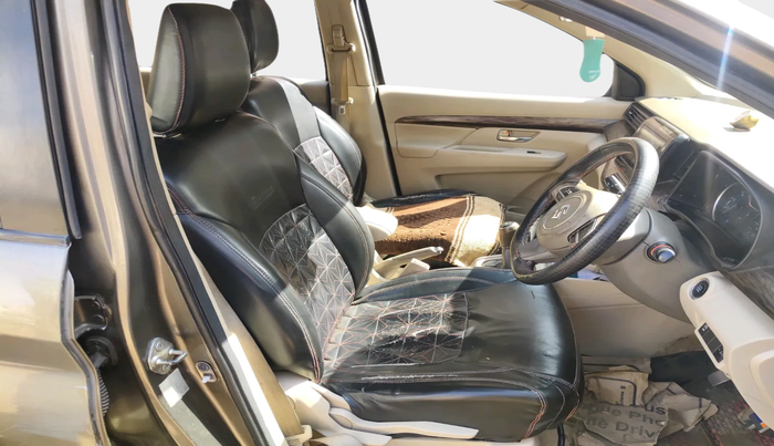 2021 Maruti Ertiga ZXI+ SHVS, Petrol, Manual, 1,76,254 km, interior
